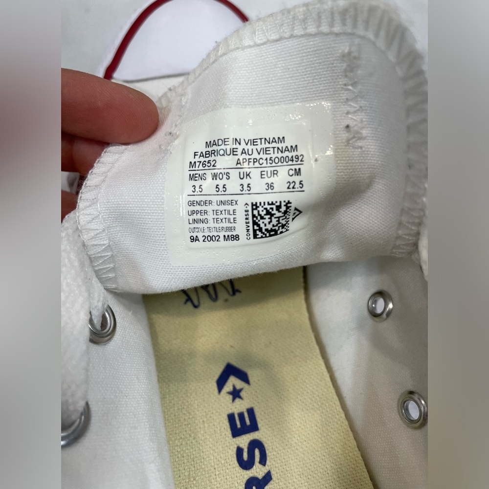 Converse White Chuck Taylor All Star Unisex Low Top Shoe US size 5.5 - Picture 12 of 13